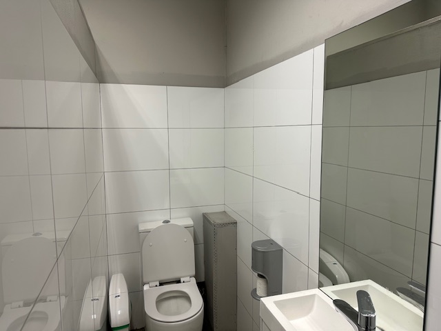 To Let commercial Property for Rent in Woodstock Western Cape